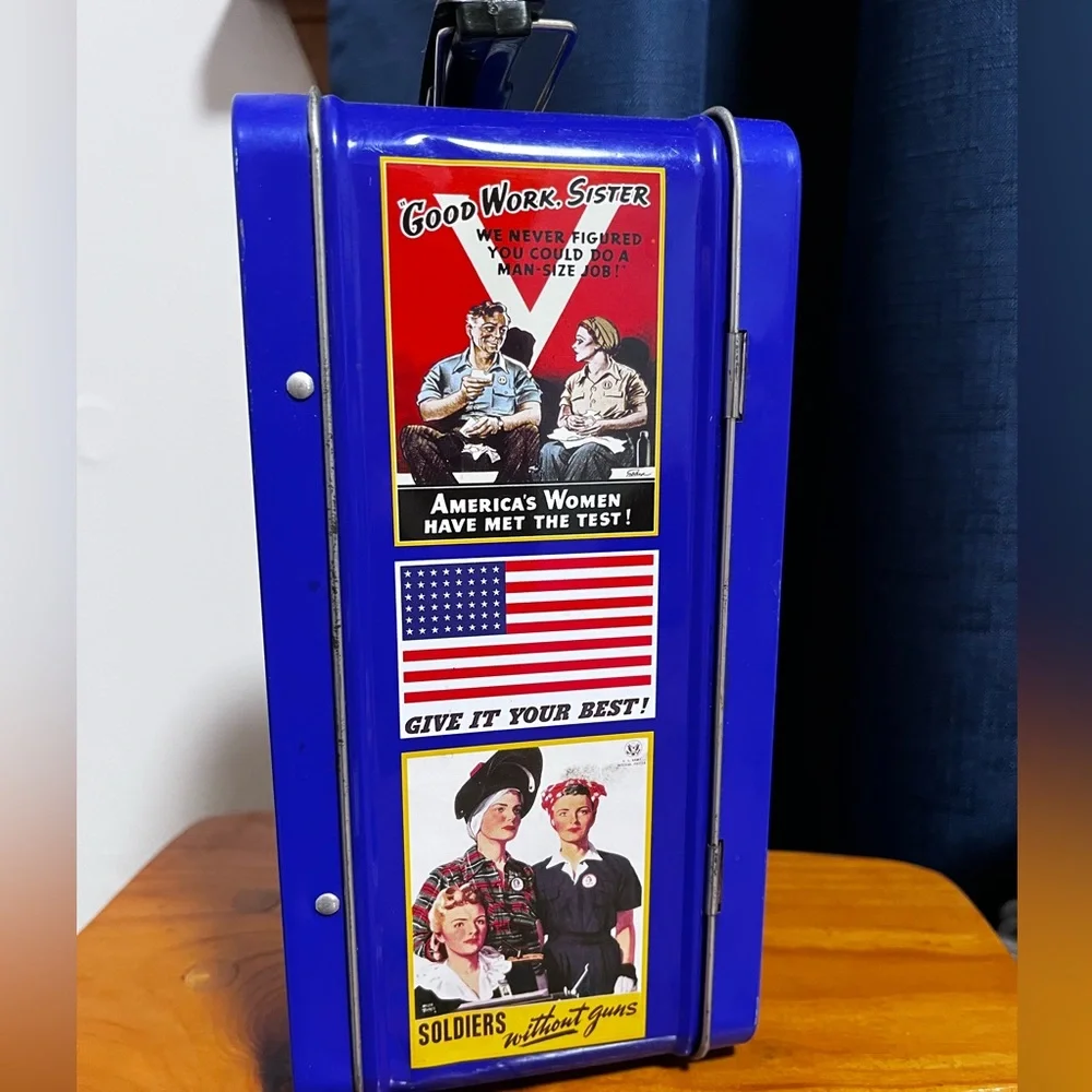 Rosie the Riveter Collectors Tin Lunchbox - Picture 4 of 5